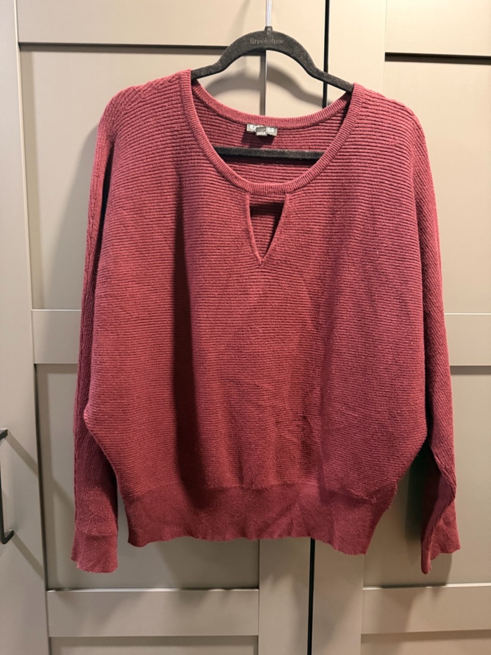 Express Women's Scoop Neck Sweater in dark purple